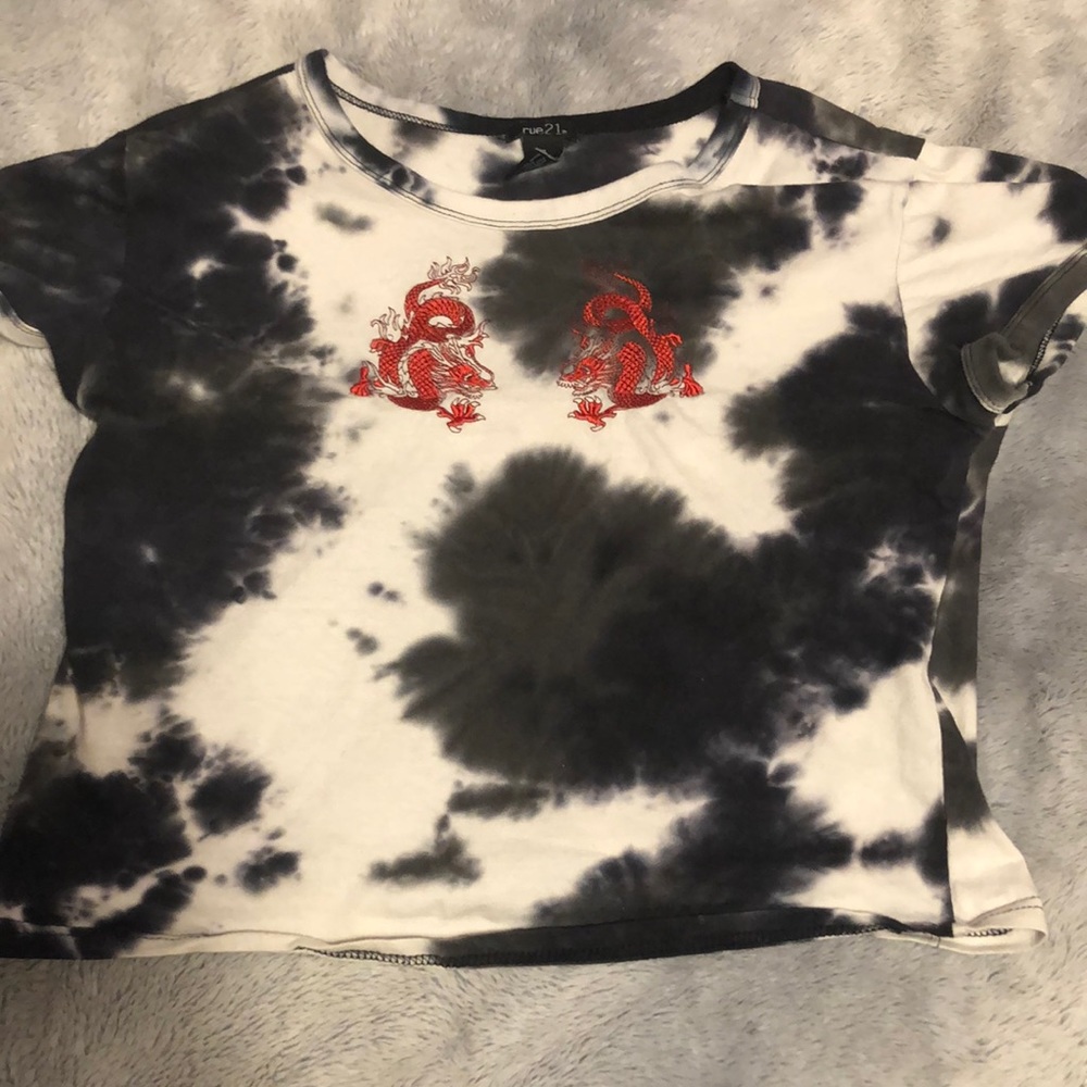 RUE 21 black and white crop top with red dragon